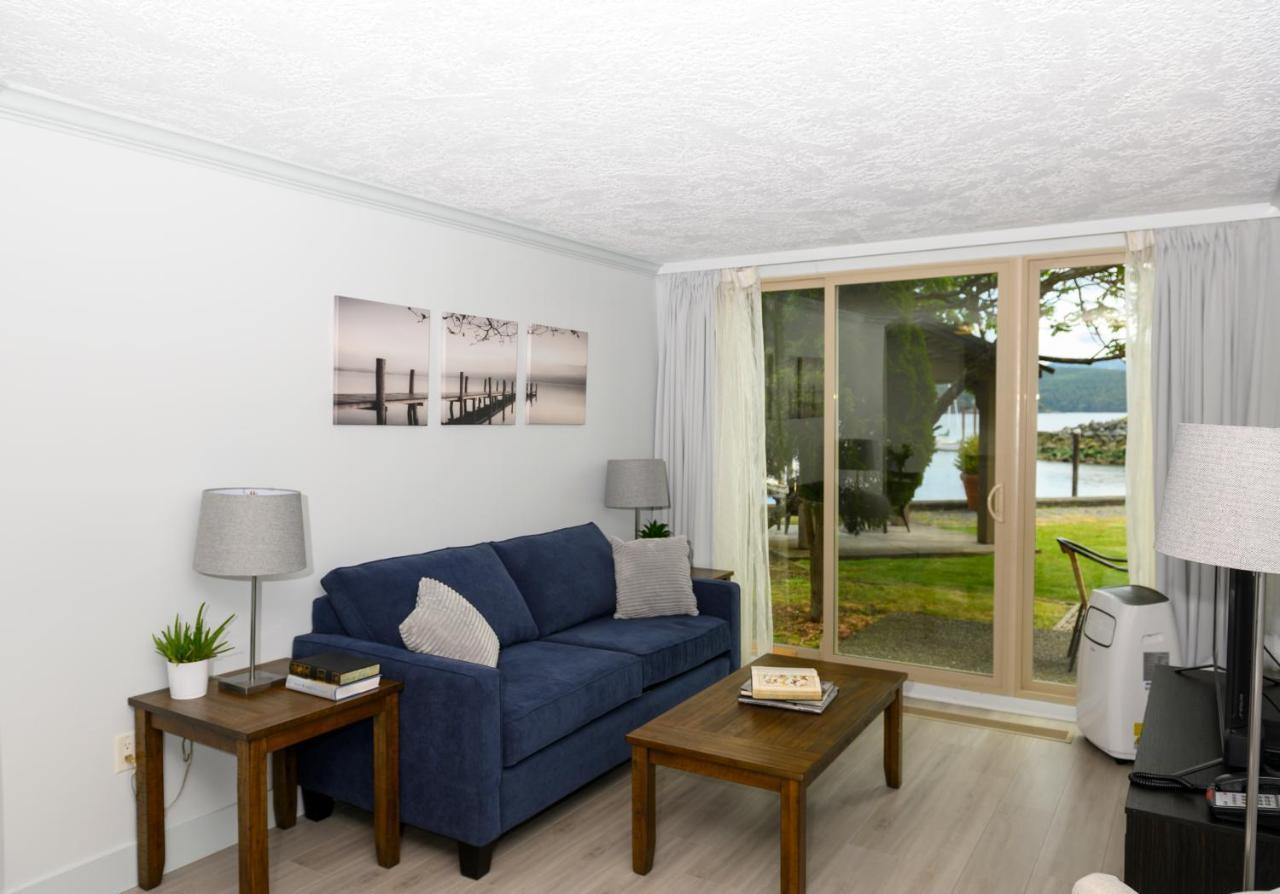 Oceanfront Suites At Cowichan Bay Exteriör bild