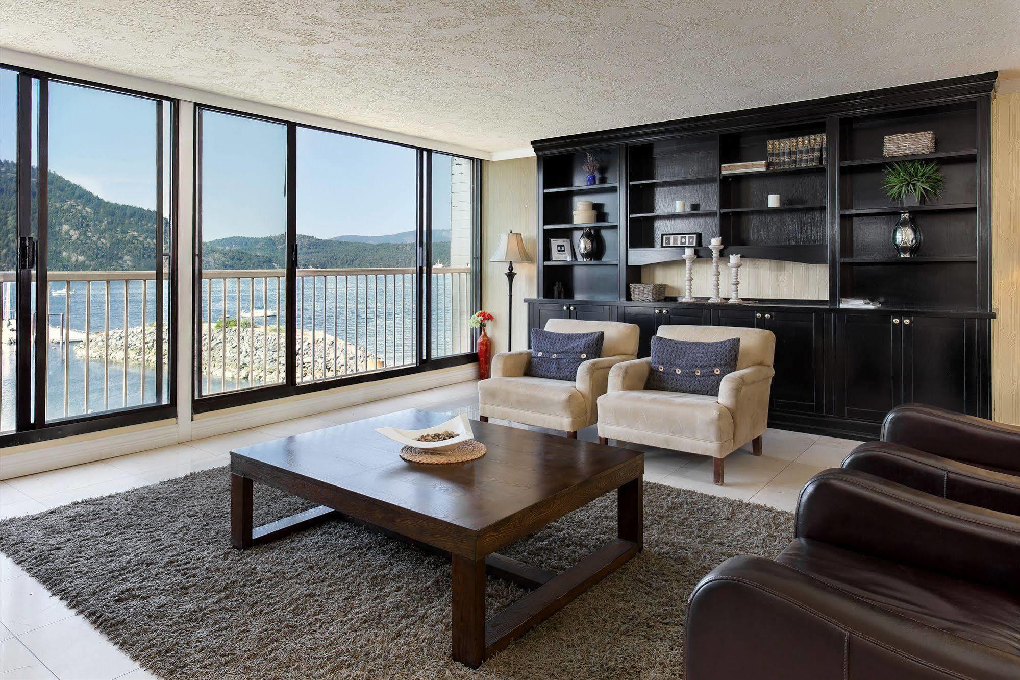 Oceanfront Suites At Cowichan Bay Exteriör bild