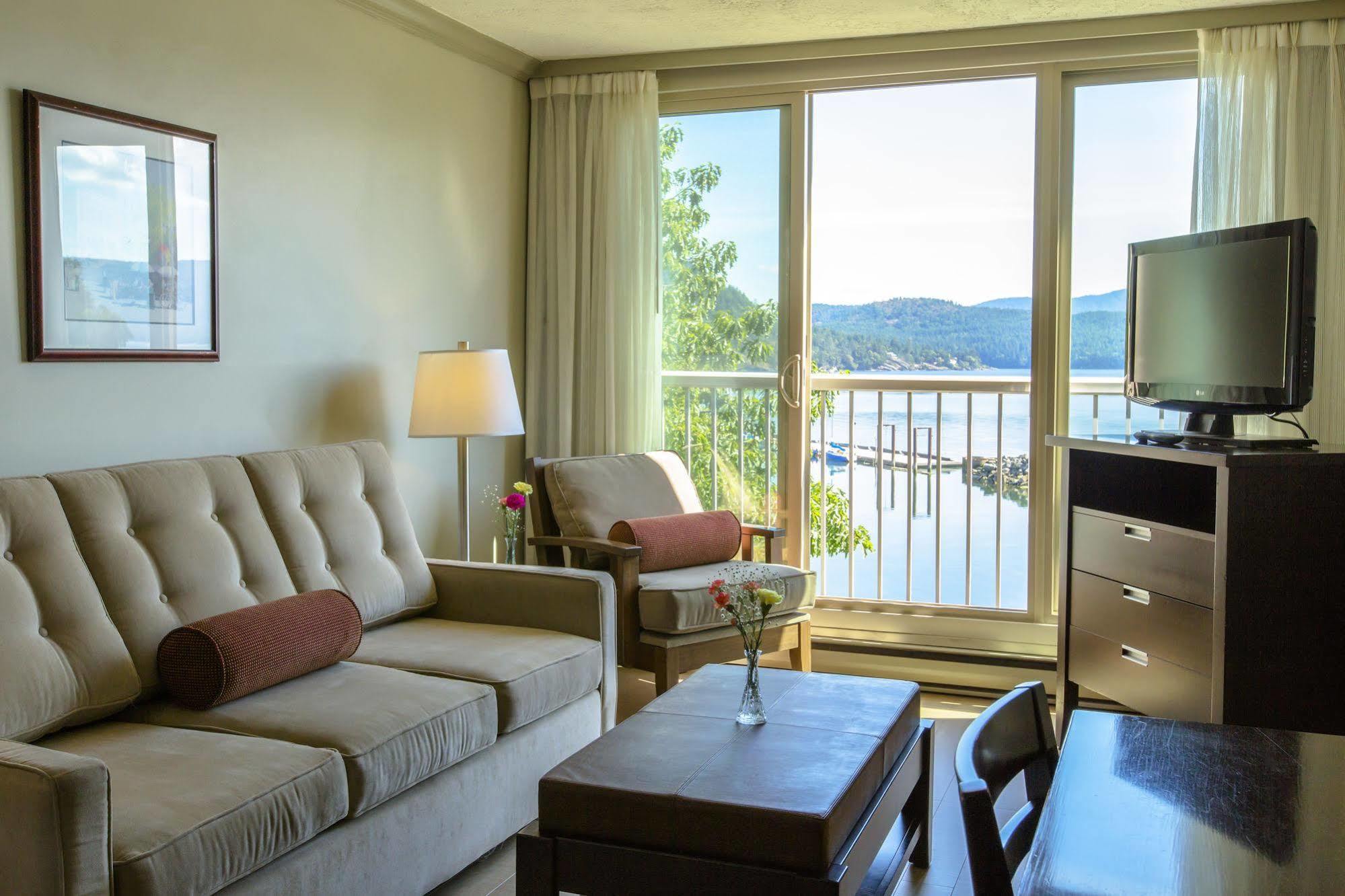 Oceanfront Suites At Cowichan Bay Exteriör bild