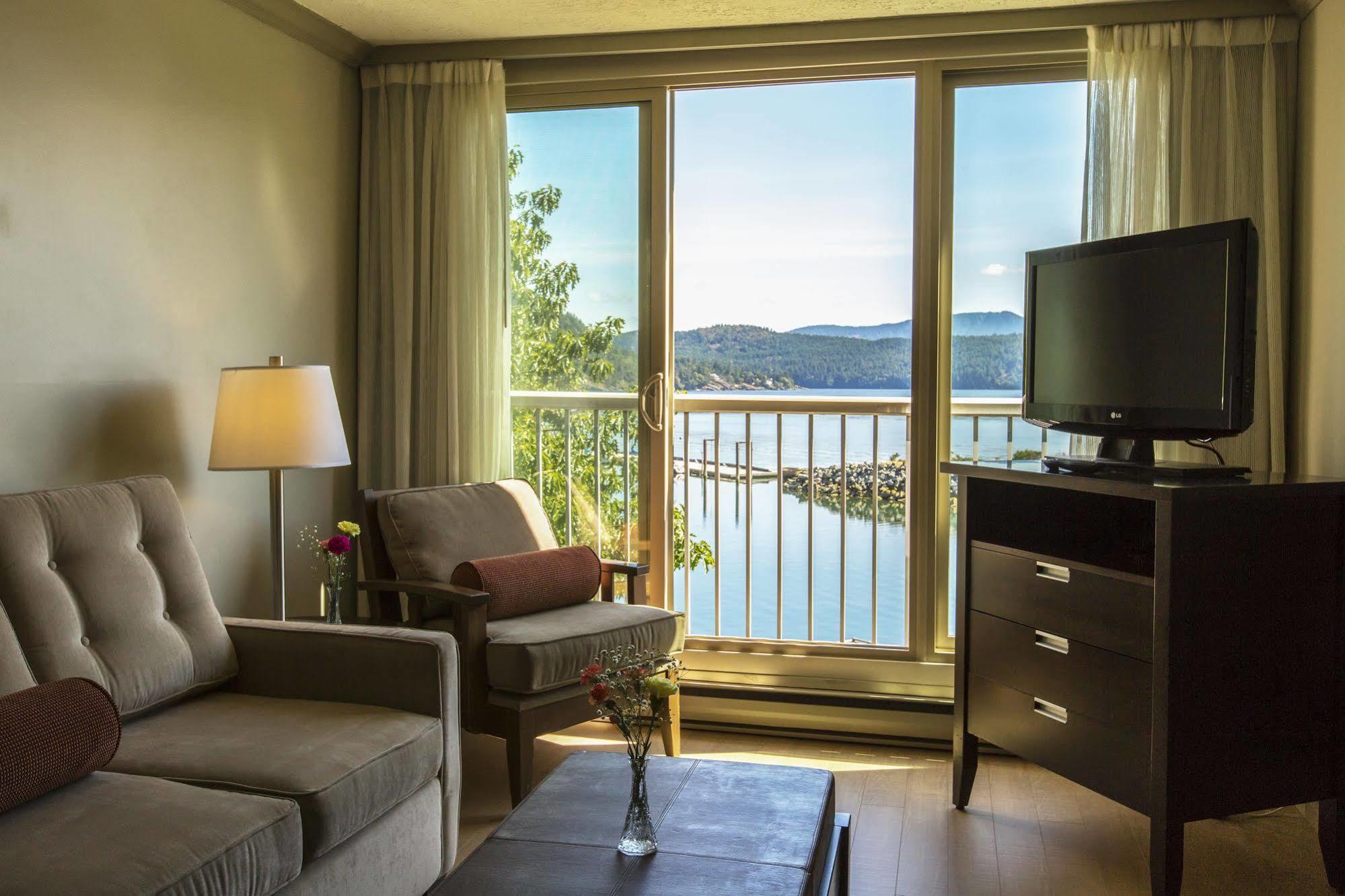 Oceanfront Suites At Cowichan Bay Exteriör bild
